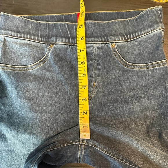 Spanx Medium Wash Stretch Pull-On Distressed Ankle Skinny Jeans Size Small - Picture 11 of 12